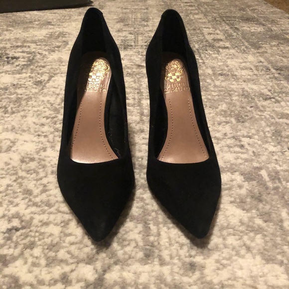 Vince Camuto Black Suede Stiletto heels shoes - Picture 4 of 5